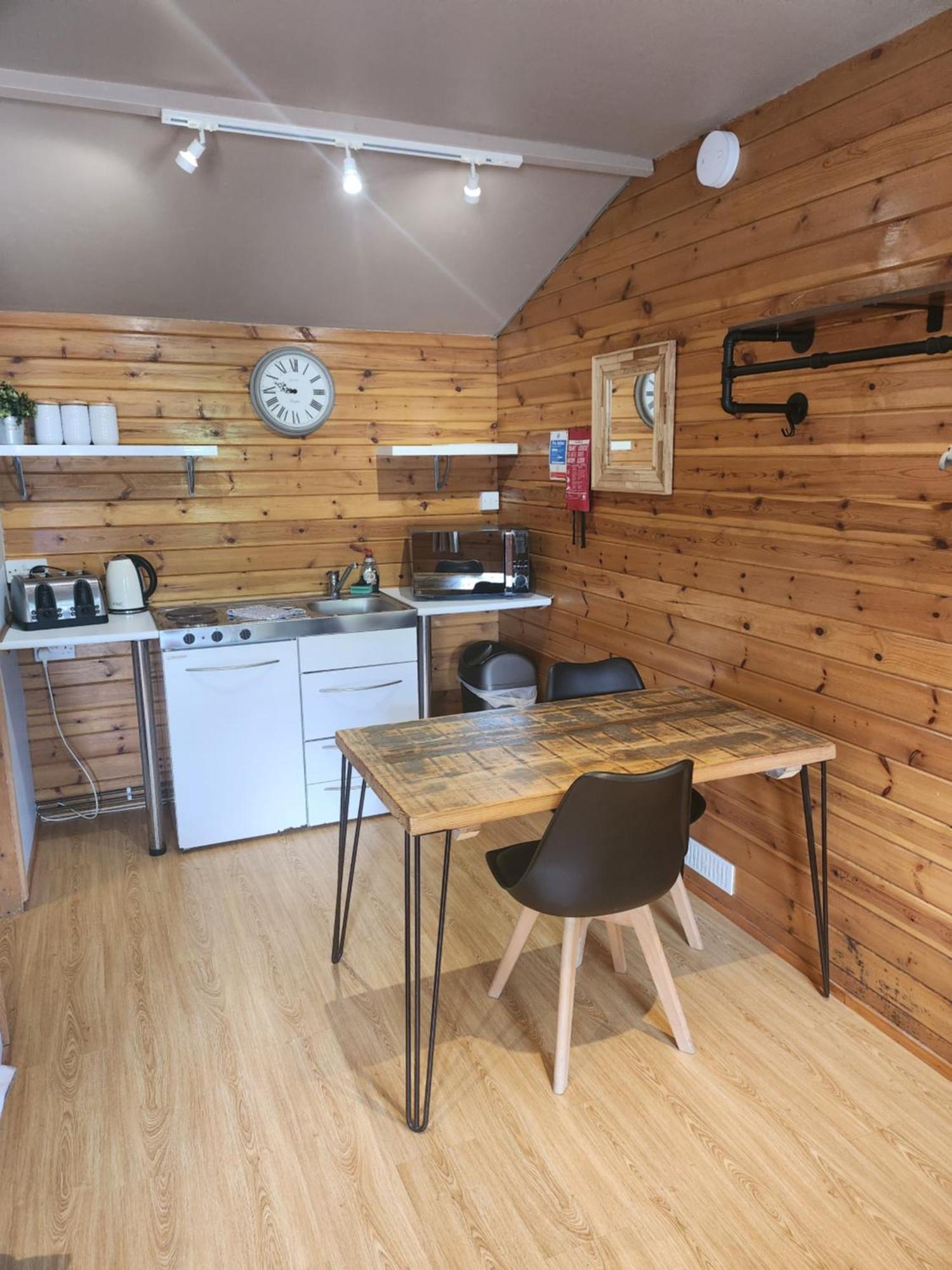 Southernwood - Garden Lodge 6 Дидкот Экстерьер фото